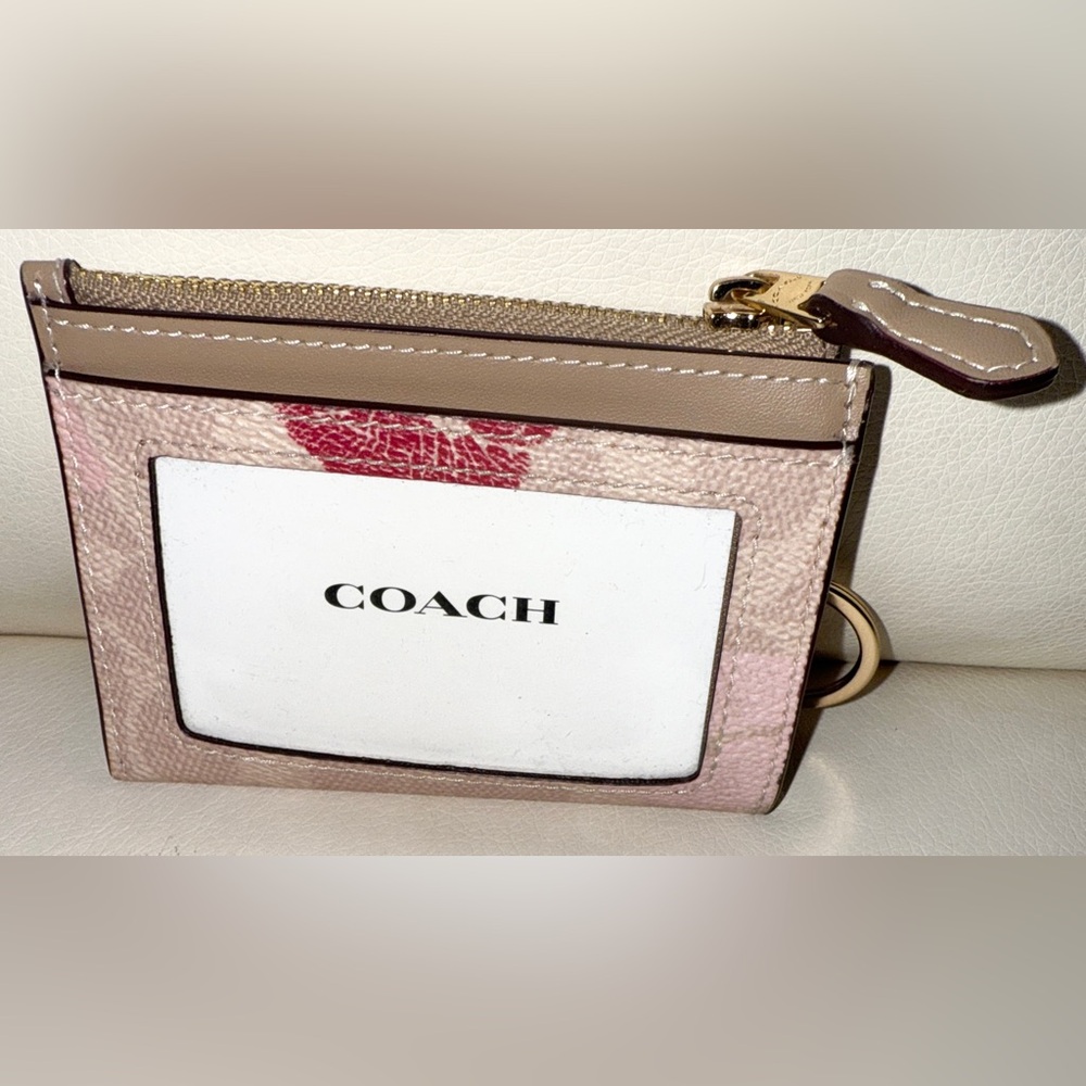 ***Rare*** Coach Mini Id Skinny Case In Signature Canvas With Lips Print - Picture 2 of 4